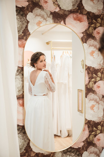 Atelier M&F les Herbiers , robes de mariée et tenues de cérémonie