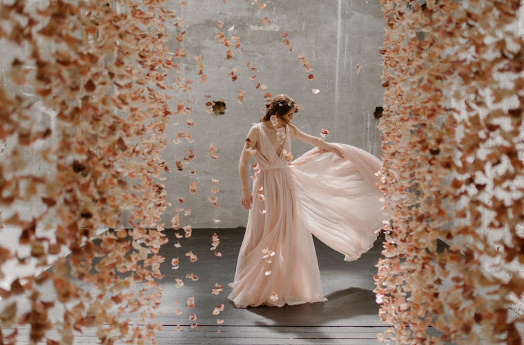 Atelier Swan - Robes de mariée Paris 9