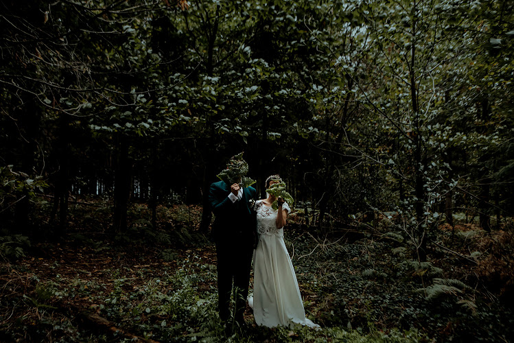 Aurélia Planterose - Vidéaste / Photographe / Réalisateur / Evénementiel entreprise et immobilier / Vidéaste de mariage