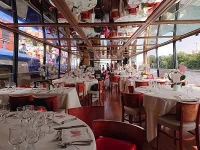 Bateau Quai 55