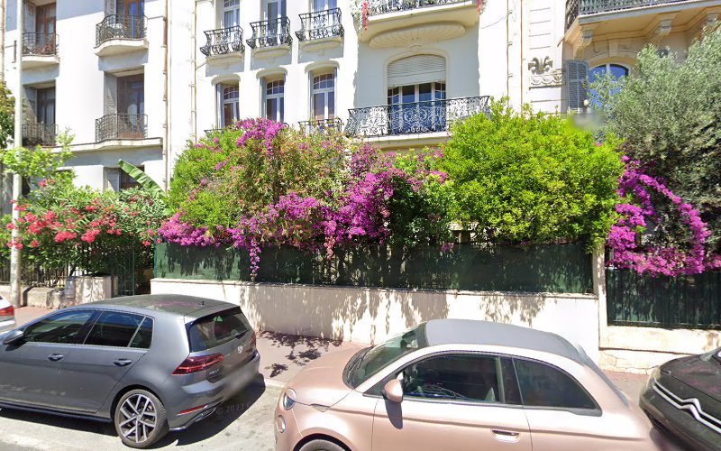 Blanc de Blancs - robes de mariée et soirée