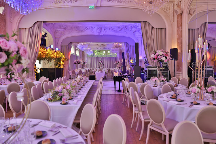 BY LAURENT BARANES PHOTO - VIDEO