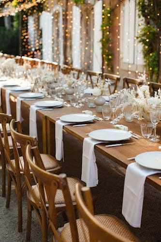 Cigales et Petits Fours