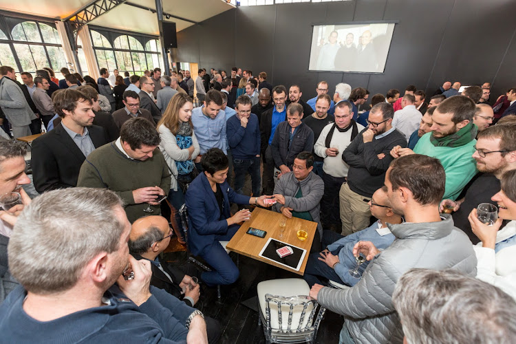 Cours de magie : Apprendre la magie avec notre école de magie en ligne