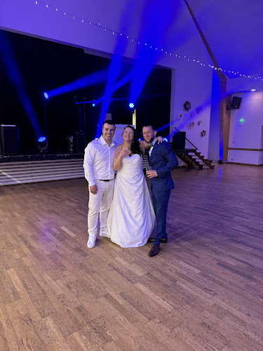 Dj Mariage Anniversaire Dm Animation Nantes Déniss