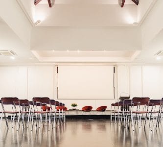 Easy Réunion - Espace CEDIAS - Location de salle de réunion à Paris - Espace événementiel