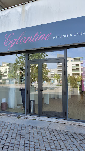 Eglantine Mariages et Cérémonies, robes de mariées et costumes à Angers