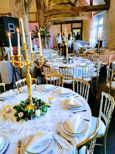 Event's Fly by Steph - Compositions florales & Location de matériel