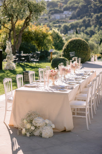Gloriosa designer floral - Fleuriste événementiel et mariage sur la Côte d'Azur