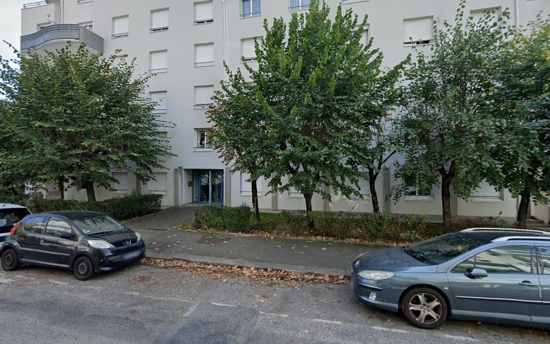 Gregoire Herrmann - Chauffeur voiture Mariage location /Photos et Videos de Mariage