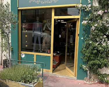 Hosana Showroom