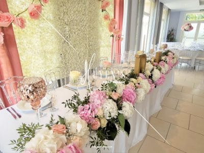 HUYEN'S EVENT AGENCY