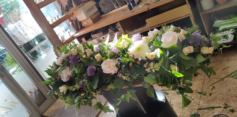 ii OUT - Fleuriste Privée