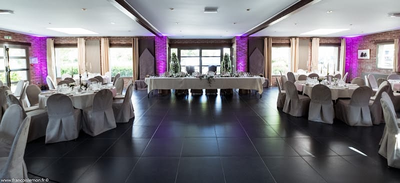 La Claire Fontaine Le Colombier