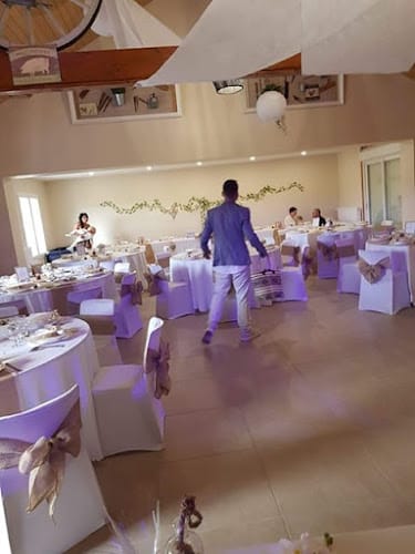 Les Flots Bleus Étang