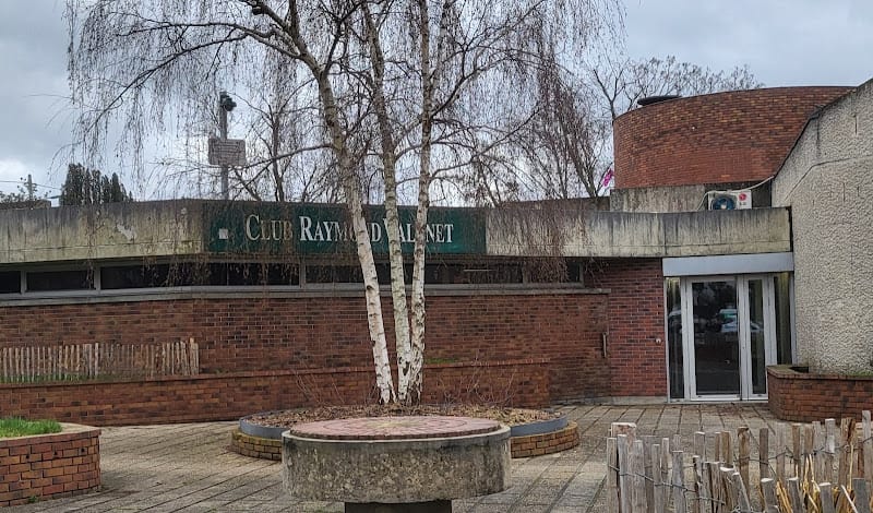 Salle Raymond Valenet