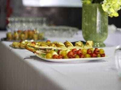 A LA CARTE TRAITEUR & RESTAURANT - HALAL