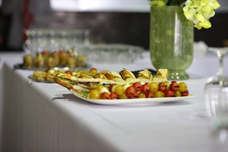 A LA CARTE TRAITEUR & RESTAURANT - HALAL