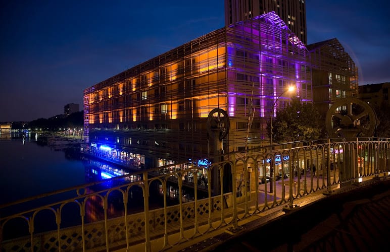 Holiday Inn Express Paris Canal De La Villette