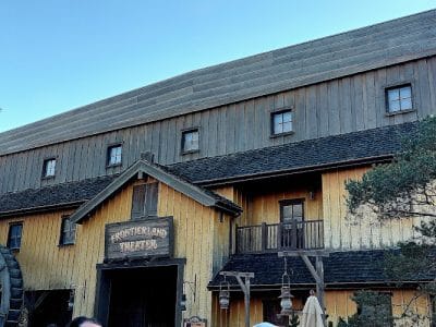 Le Roi Lion et les Rythmes de la Terre