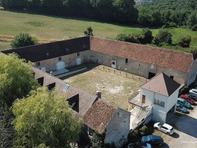 Ferme Historique Jean de la Fontaine : Grand Gîtes et Chambres d'hôtes, séminaire et team building dans l'Aisne