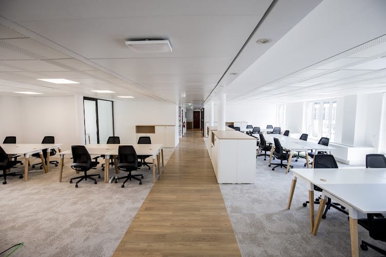 Wojo Coworking Paris 9e Saint-Lazare | Location bureaux & salles de réunion