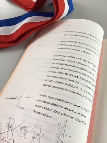 Salle des mariages de la Mairie de Sainte-Eulalie