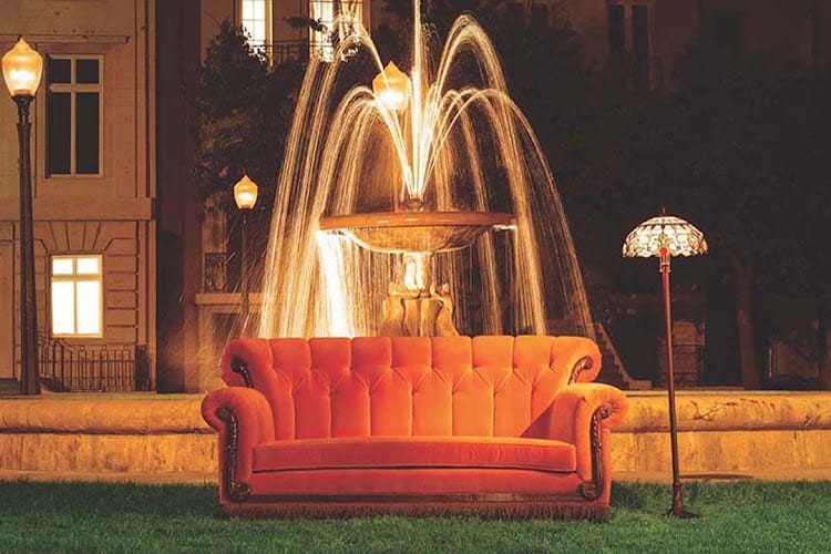 The FRIENDS Experience Paris