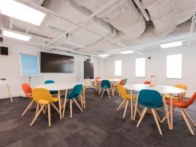 MULTIBURO PARIS GARE MONTPARNASSE | Espace Coworking, Bureaux, Salles de réunion et Domiciliation
