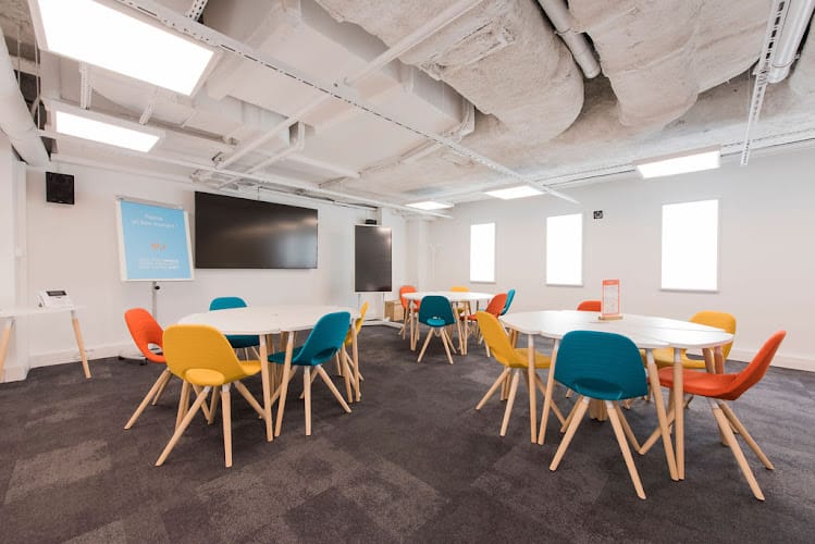MULTIBURO PARIS GARE MONTPARNASSE | Espace Coworking, Bureaux, Salles de réunion et Domiciliation