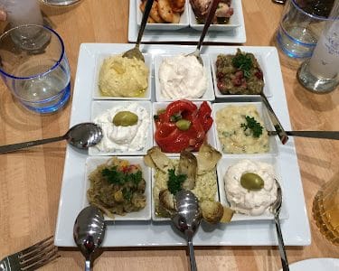 Karavaki au Jardin de Luxembourg