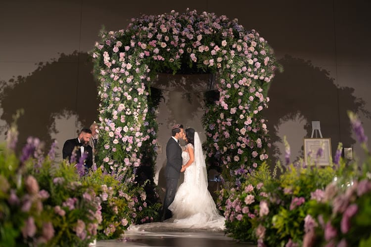 Kiss Me in Paris Wedding Planner