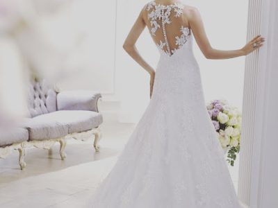 LA BELLE ET LA ROBE