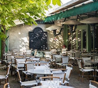 La Crémaillère 1900