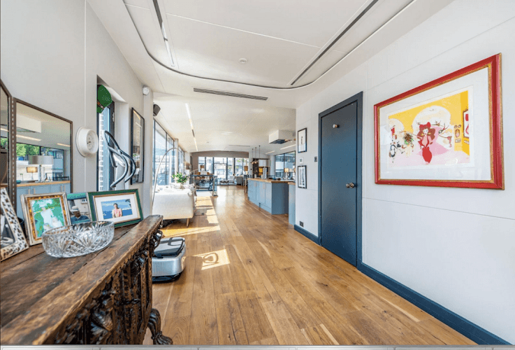 LA FABRIQUE AU BONHEUR