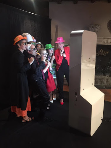 Lautopix - Location de Borne photobooth / seflie dans le Nord : Lille - Arras - Douai - Valenciennes