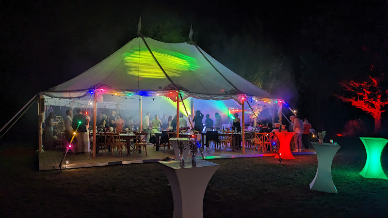 LB Production - DJ animateur location sono éclairage vidéo artifice Loire-Atlantique NANTES 44