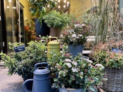 LE 44 DES FLEURS, DES CHOSES ET UN CAFÉ