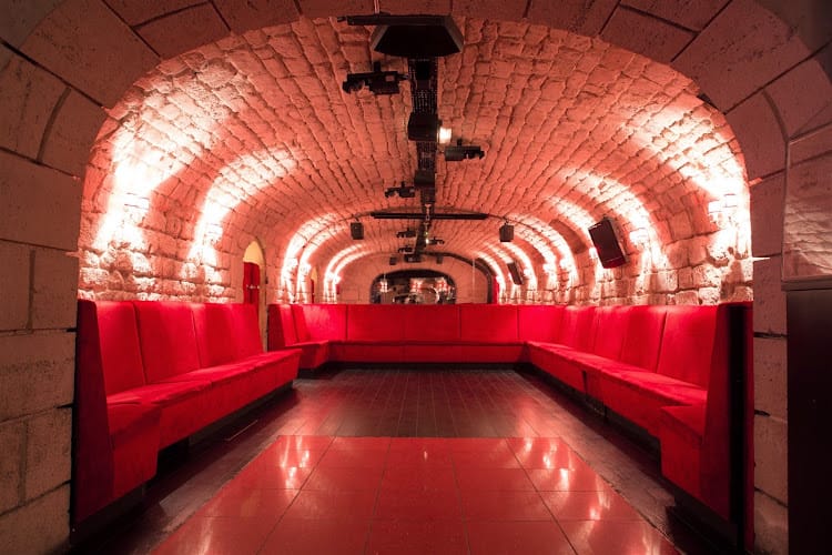 Le Privé (Location de salle Paris, Anniversaire 30 ans, 40 ans, 50 ans, Soirée d'entreprise