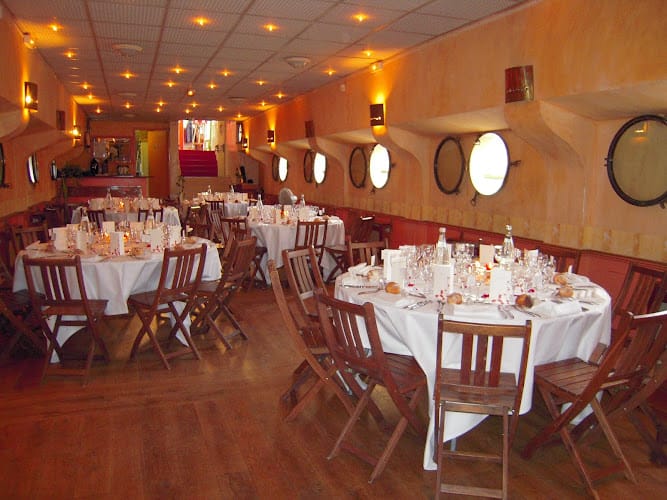 L'Équité - La péniche littéraire