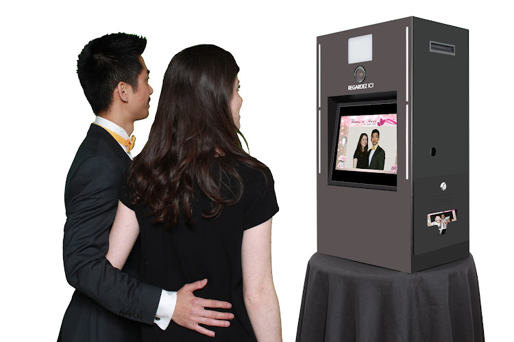 LeRobotPhoto - Location Photobooth Marseille, Martigues & Aix en Provence