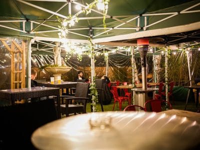 Les Pieds dans l’Herbe (au Pavillon de la Tourelle)