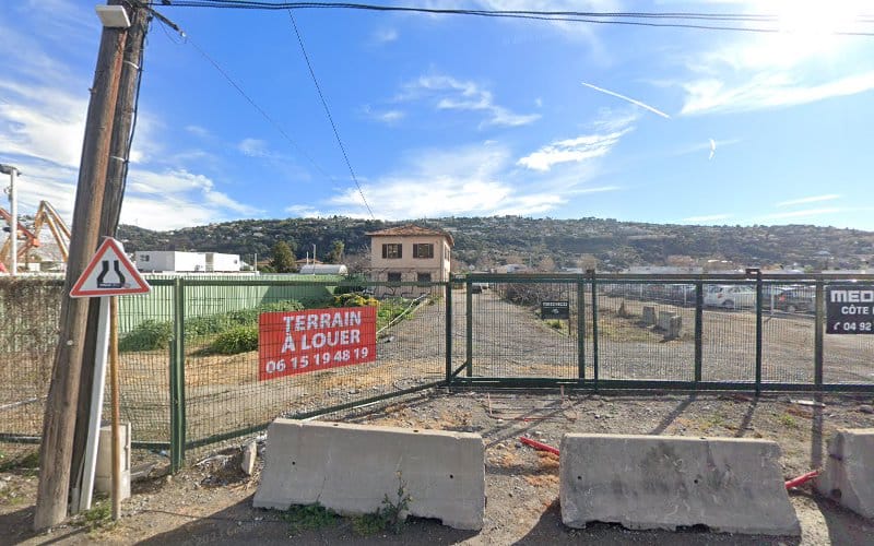 MEDITERRANNEE LOCATION STRUCTURE