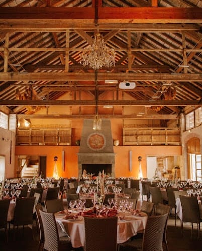 Mosee - Décoration d'évènements et Location de vaisselle et d'objets vintage