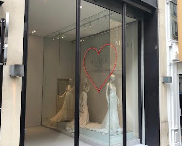 Nicole Milano Flagship Store - Robes de mariée
