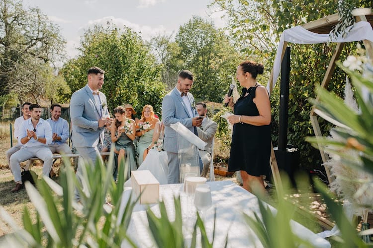 Officiante ou Maitre de Cérémonie de mariage laïque Bordeaux, Aquitaine