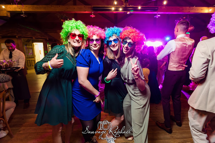 Photographe Sauvage Raphael - Photographe Strasbourg - Location photobooth - Photographe mariage et famille - Alsace