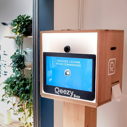 Qeezy ? Location Photobooth ? Photographes Professionnels - Qeezy la qualité connectée