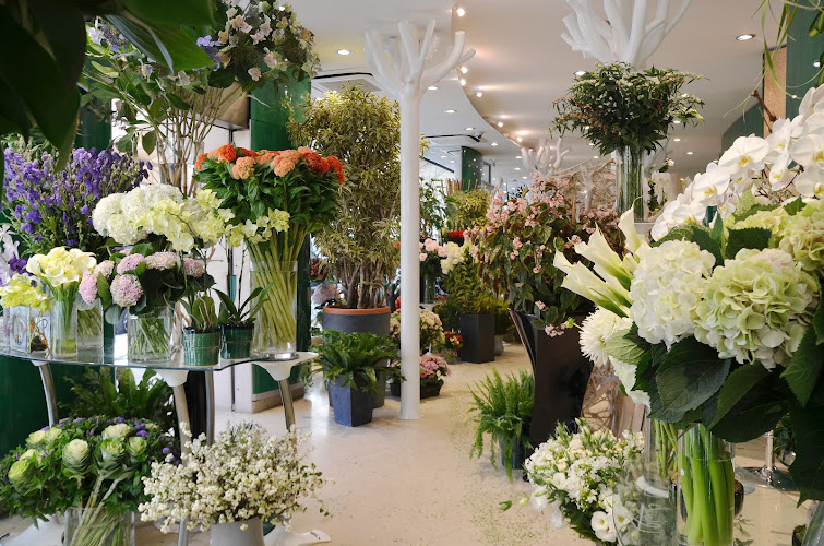 René Veyrat | Fleuriste à Paris 8e