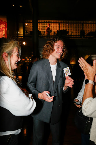 Robin Geyer - Magicien Paris Nouvelle Génération